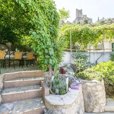Mira Apartment Omis